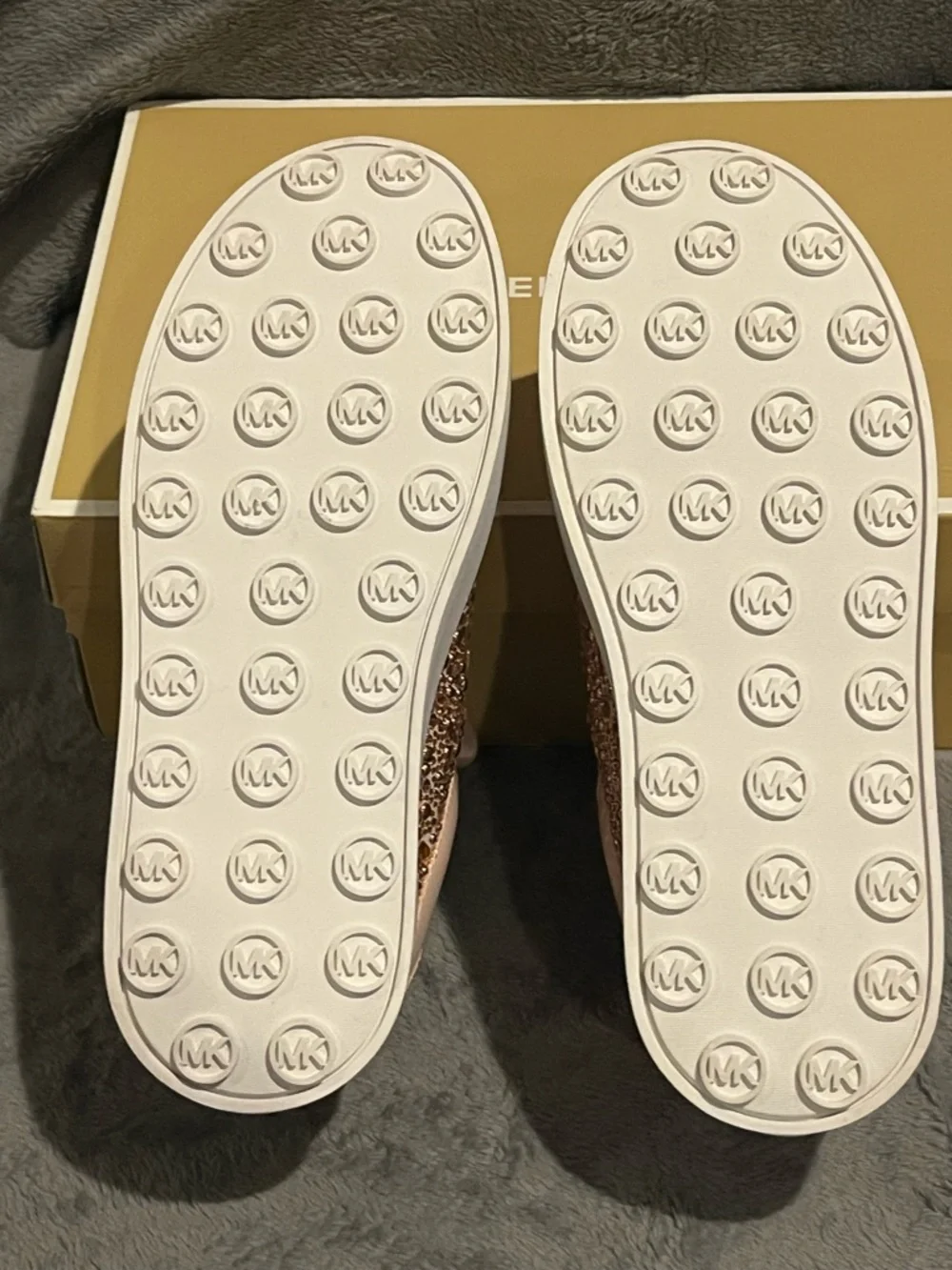 Michael Kors Romey Pink Lace Up Crystal Embellished Platform Shoes size 8 New - Picture 9 of 11